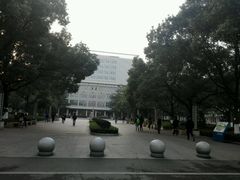 -中国地质大学图书馆