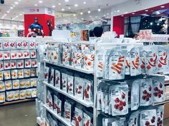 -名创优品(广东东莞东城万达2店)