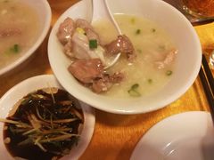 猪杂粥-洞密园美食城·二十二年老店(富华路店)