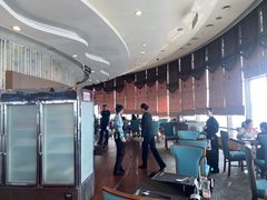 -怡豪大饭店·银顶旋转餐厅