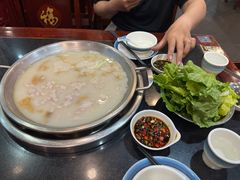 -老来福·非遗酸汤兔(凯旋路店)