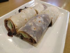 大饼卷肉-台北楚楚园馅饼粥(虹桥南丰城店)