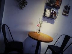 用餐区-研途咖啡馆(健康路店)