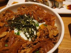 洋葱牛肉饭-初居食屋日式料理(万象城购物中心店)