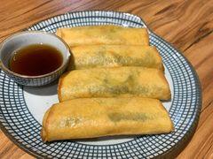 雪菜黄鱼春卷-南小蟹手工點心(三里屯店)