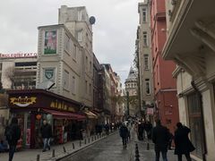 -加拉达石塔