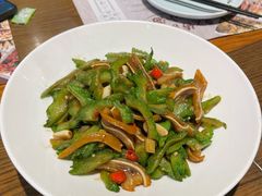 -黄泥岗·地道湖北菜(奥特莱斯店)