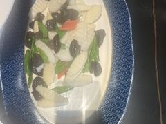 -鸽子侯·家宴·平价海鲜(绿地店)