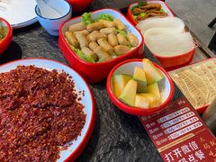 -醉董牛川派鲜肉自选火锅(烟台店)