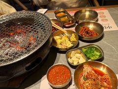 -草家酱蟹炭火烤肉店(珲春南路一店)