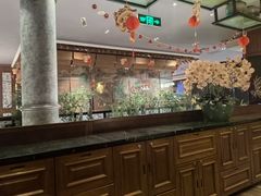 -八府香鸭·啫啫煲(华山路店)