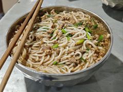 小碗瘦肉-正宗杨记普洱酸醋米线(总店)
