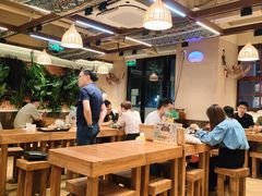 -云阿蛮云南生烫牛肉米线(奉贤路店)