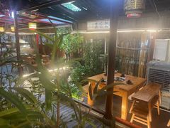 -三道苗苗鱼·美蛙黄辣丁(八里店)