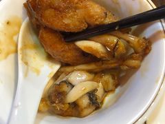 -虾弄弄海派小龙虾·牛羊蝎子火锅