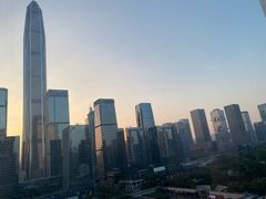 -深圳国际会展中心希尔顿酒店(前海华发冰雪世界店)