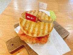 -Catch Bagel(芳草地店)