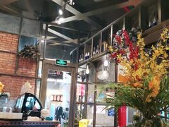 -玛格萝妮(汇智国际商业中心店)