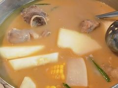-肥仔文澳门猪骨煲(南京西路店)