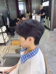 -藤野造型烫发染发