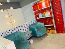 -PE SALON