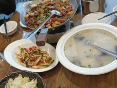 -老唐三下锅 ·张家界地标美食(溪布街店)