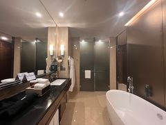 -广州天河希尔顿酒店