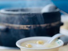 -墨脱石锅椰子鸡•香草鸭•东山羊(大东海店)