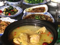 农家草鸡汤-七的湖·晚芳亭·阳澄湖农家菜·大闸蟹(莲花岛店)