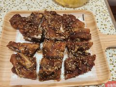 -小董哥烤串·爆汁大油边(故宫店)