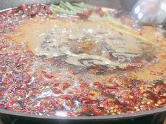 -黄潇洒老火锅(九眼桥宏济巷店)
