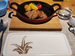 薄片菲力牛排-香樟花园法式铁板烧(恒隆广场店)