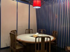 -尚尚仙·酸汤猪手·猪肚鸡火锅(华联万柳购物中心店)