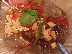 大碗冰粉-鱼酷活鱼烤鱼(静安大融城店)