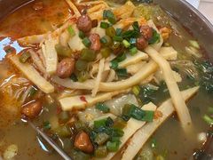 -卓雅桂林米粉