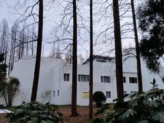 -上海怡沁园度假酒店