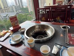 -老来福·非遗酸汤兔(凯旋路店)