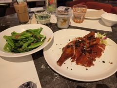 -港丽餐厅(高德置地店)