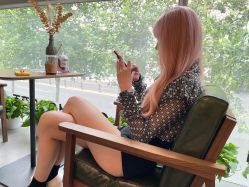 -变画·发型STUDIO