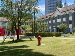 -复旦大学光华楼