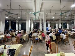 大堂-标记美食新鲜猪杂(兴南大道店)
