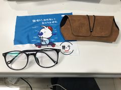 -肆兮眼镜·蔡司·徕卡战略合作店(大坪店)