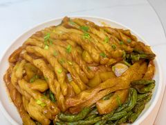 -何适山庄 ·可团建(水长城P2停车场店)