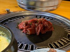 -唯成•韩国炭火烤肉 유성고기