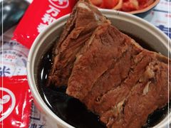 -万和春排骨砂锅米饭(新业广场店)