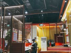 大堂-牛村来人潮汕牛肉火锅(西单店)