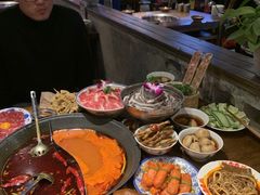 -萍姐火锅·公路夜市(武汉首店)