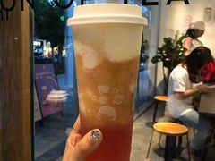 -喜茶(上海打浦桥日月光gelato lab+店)