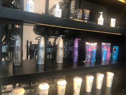 -HAIR CORNER