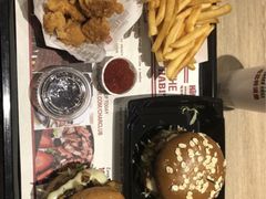 -The Habit Burger Grill 哈比特汉堡(爱琴海店)